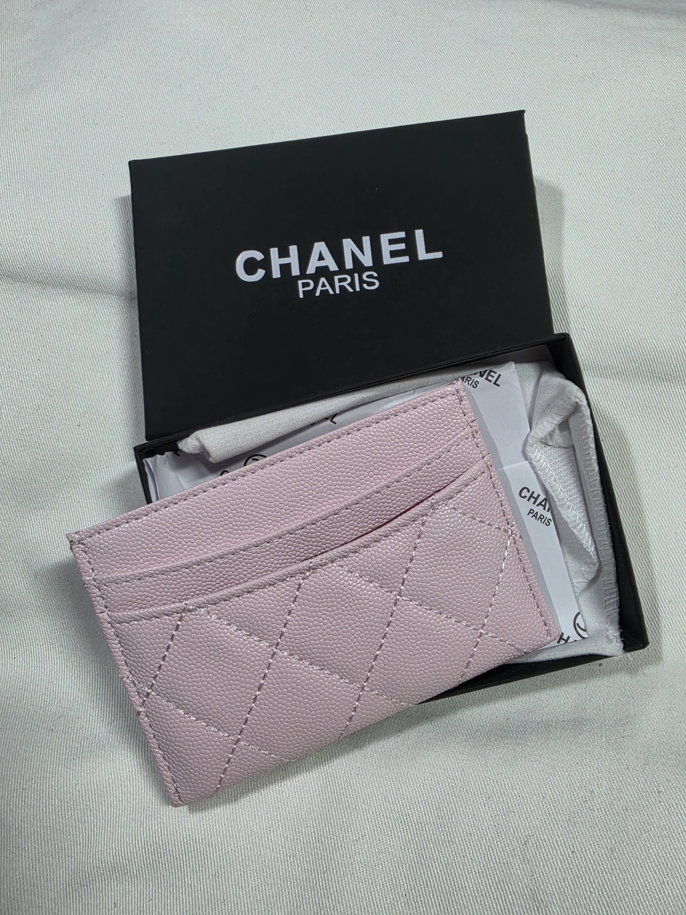 Pink Quilted Card Holder with Gold Hardware. - Picture 2 of 2